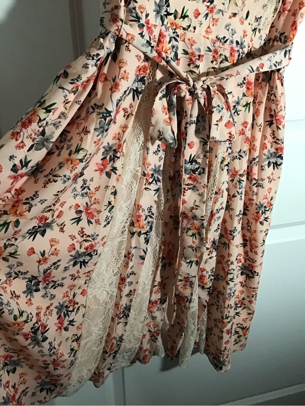 French Connection Blush Floral Lace-Trim Midi Dress Size 8 - Picture 4 of 15